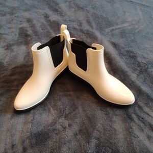 Seven7 Cream and Black Chelsea Rain Booties